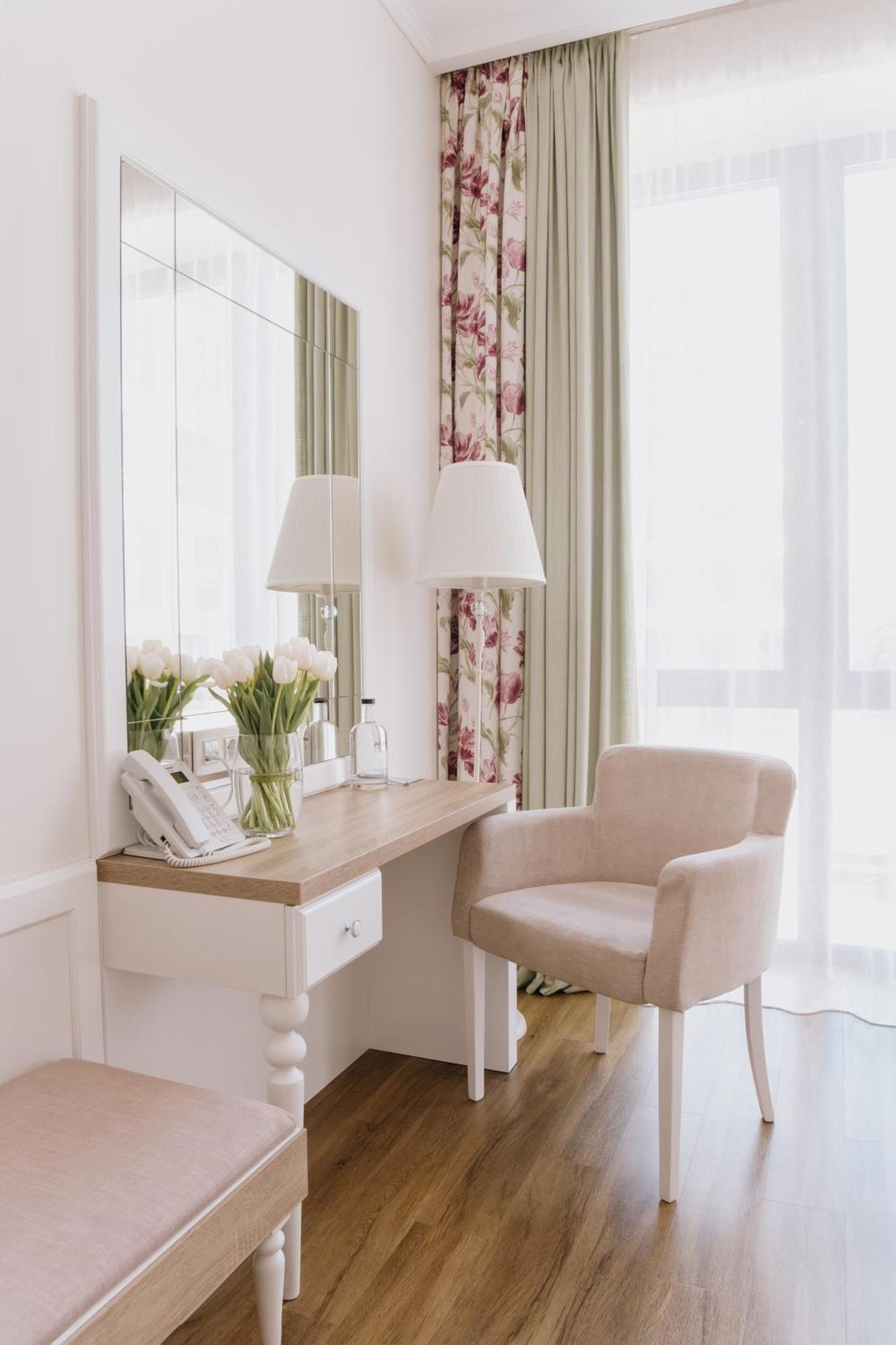 Impresamente Art Hotel София Экстерьер фото