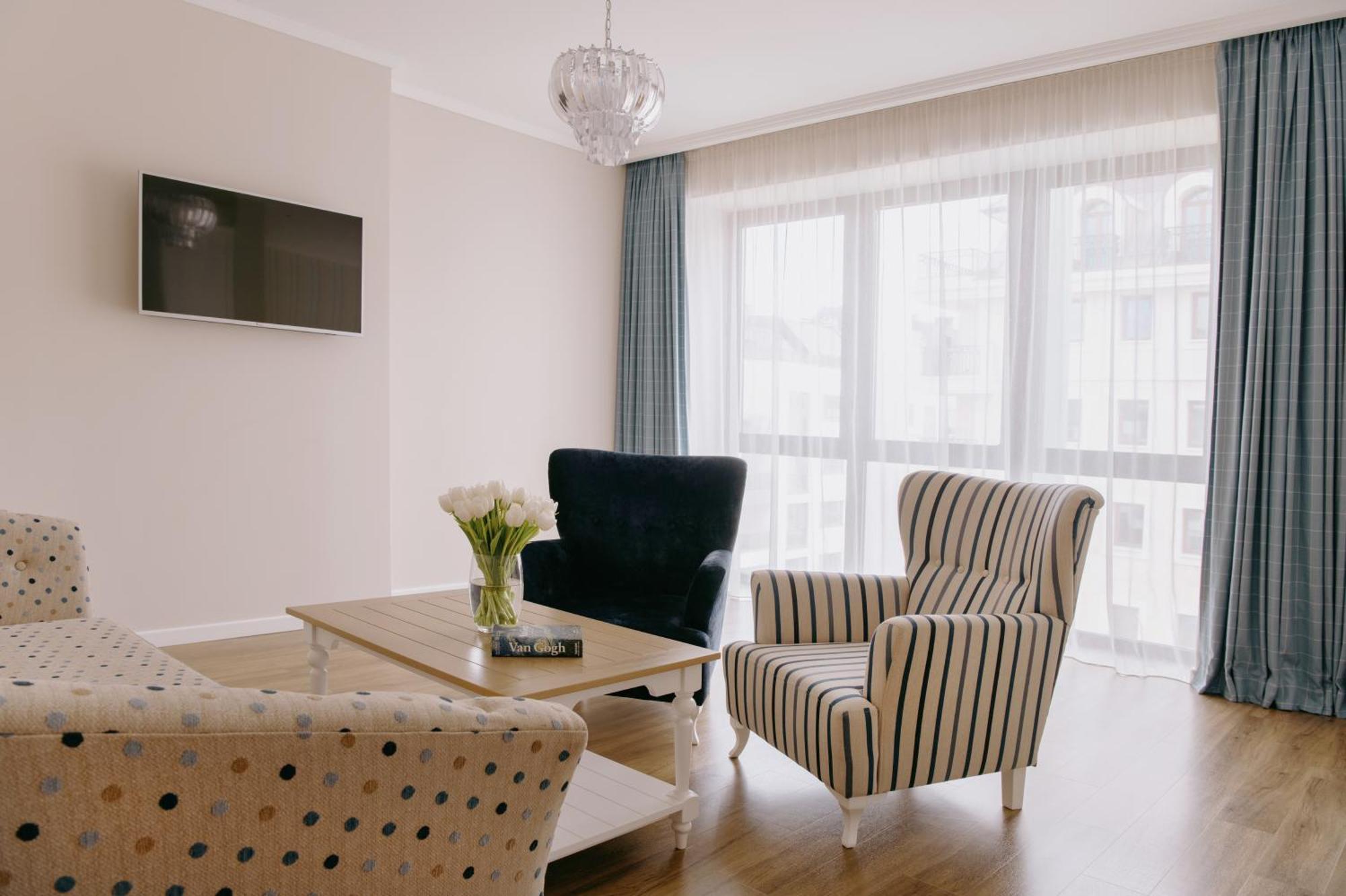 Impresamente Art Hotel София Экстерьер фото