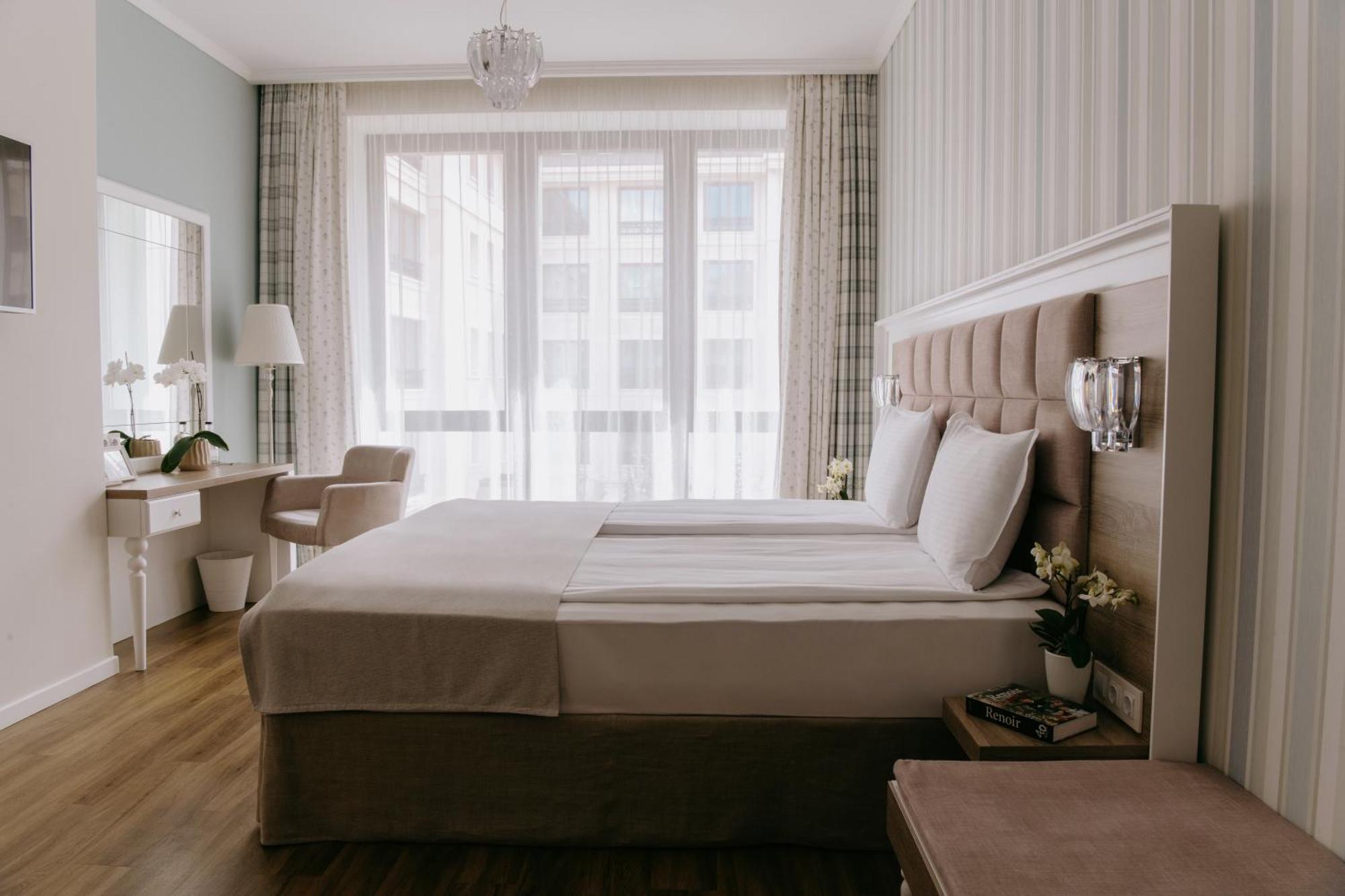 Impresamente Art Hotel София Экстерьер фото